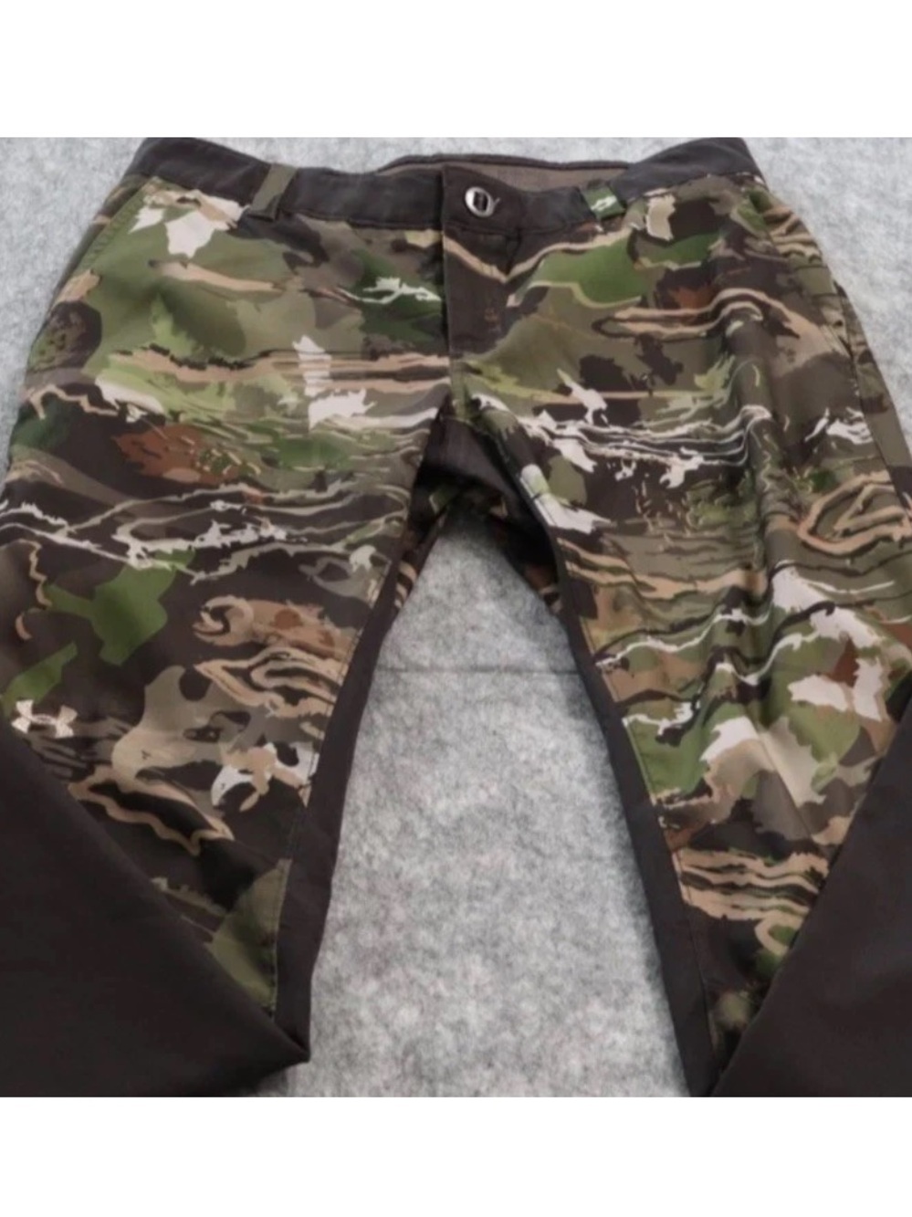 Women's Camouflage Under Armour Stealth Reaper UA Storm Hunting Pants Size 12